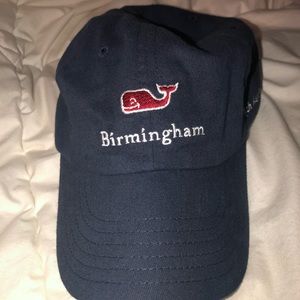 Navy blue vineyard vines hat